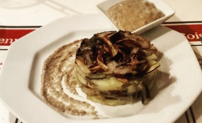 tortino patate e trevisana con salsa allo zola